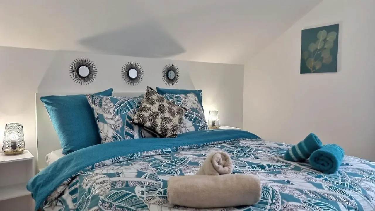 Blue Home-By So'Serenityhome-Climatisation-Parking Prive Cluses 0*,  France