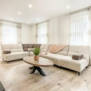 Homey Sakine- Proche Centre- Netflix- Wifi Hébergement de vacances